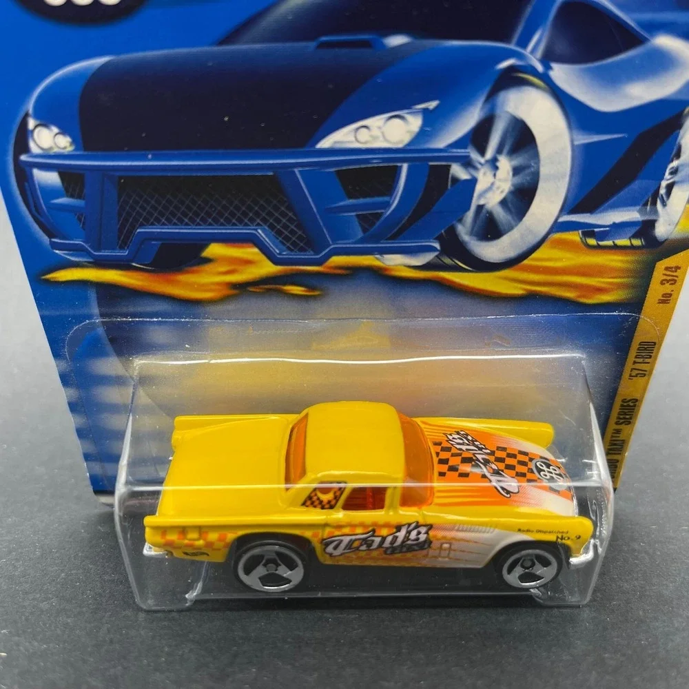 Hot Wheels Turbo‎ Taxi 1957 '57 Ford T-Bird Thunderbird Yellow Diecast 1/64 #055
